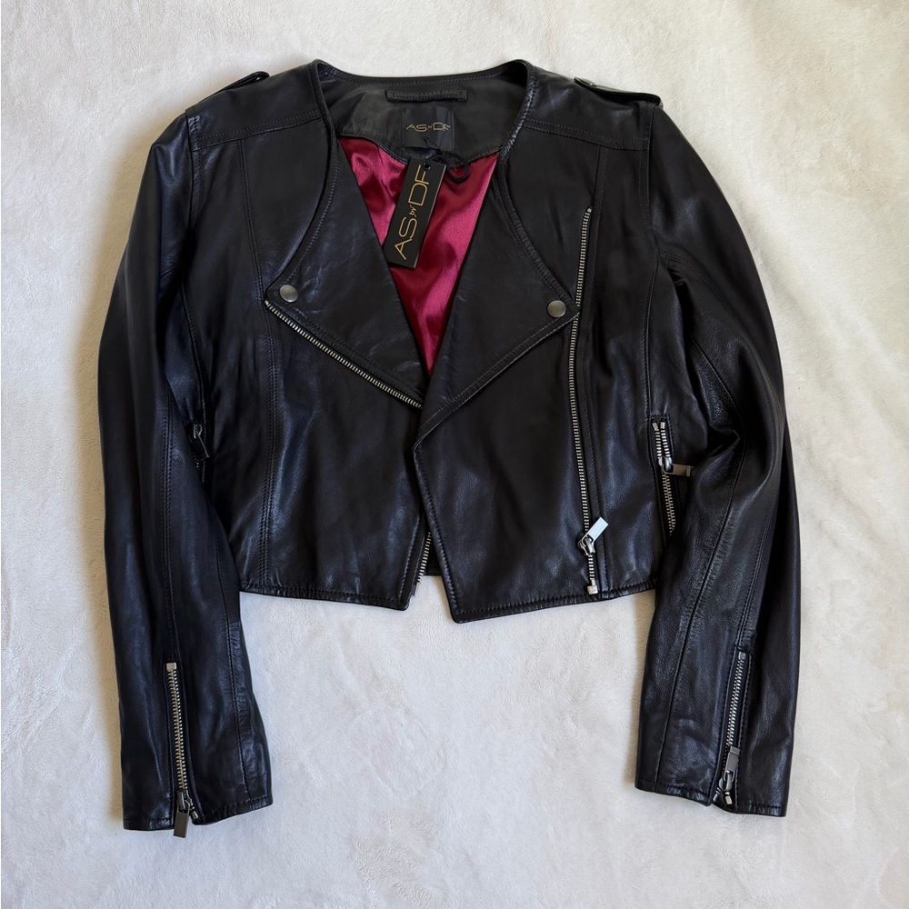 Elegant Black Leather Jacket for Women